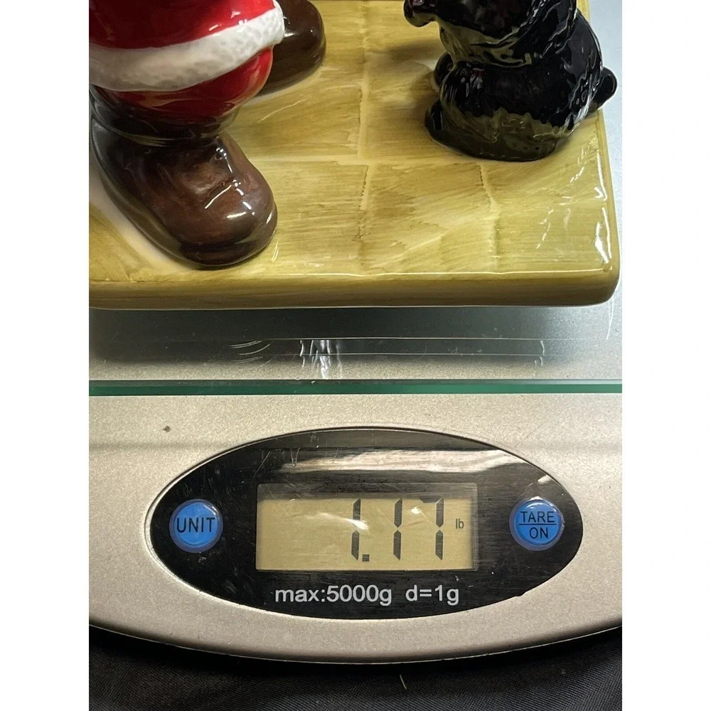 Coca Cola Salt/Pepper Shakers Santa & Dog Collectible Christmas Decor 2002